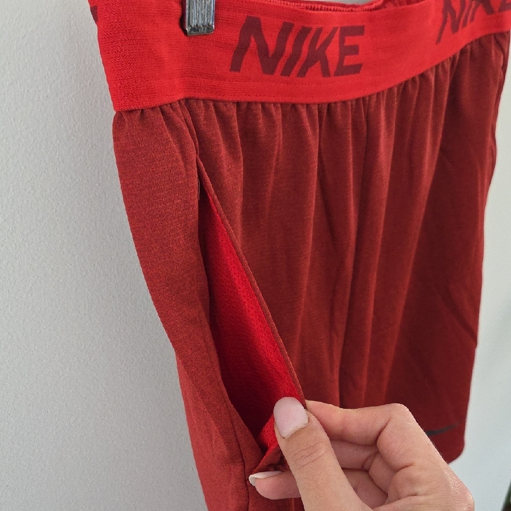Nike Men's Dri-fit Athletic Red Shorts - Picture 4 of 7
